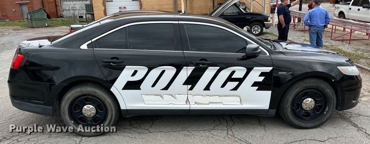 image for item DG4318 2013 Ford Taurus Police Interceptor 