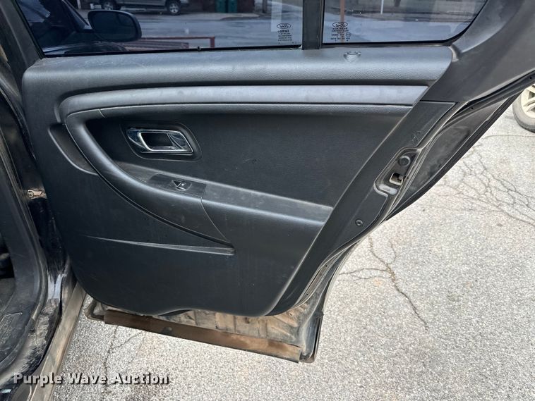 image for item DG4318 2013 Ford Taurus Police Interceptor 