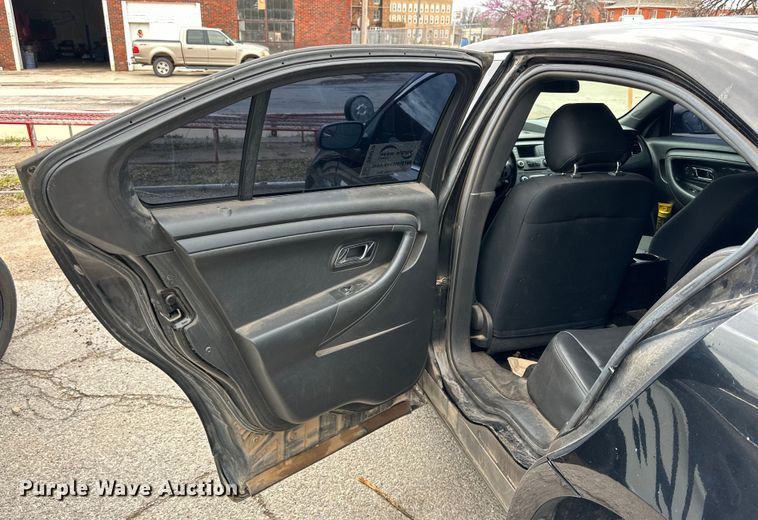 image for item DG4318 2013 Ford Taurus Police Interceptor 