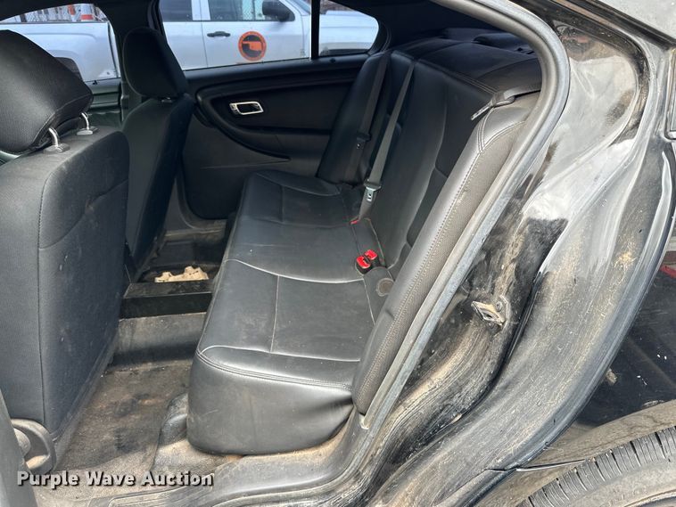 image for item DG4318 2013 Ford Taurus Police Interceptor 