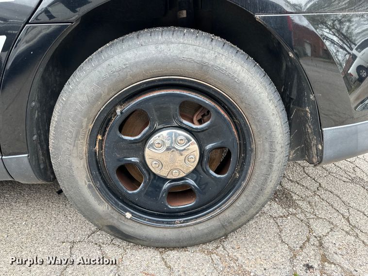 image for item DG4318 2013 Ford Taurus Police Interceptor 