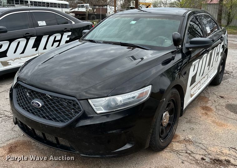 image for item DG4319 2013 Ford Taurus Police Interceptor 