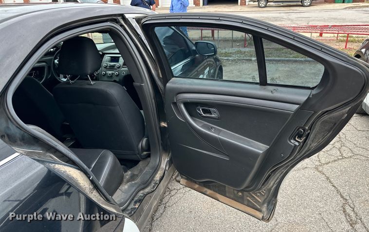 image for item DG4319 2013 Ford Taurus Police Interceptor 