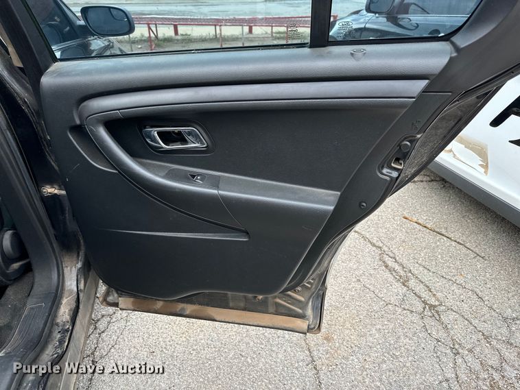 image for item DG4319 2013 Ford Taurus Police Interceptor 