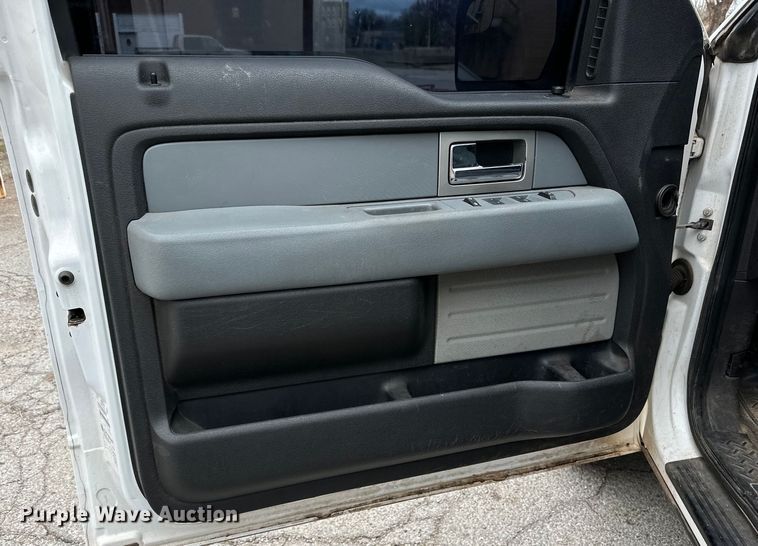 image for item DG4320 2011 Ford F150 SuperCrew pickup truck