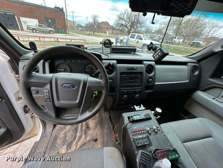 image for item DG4320 2011 Ford F150 SuperCrew pickup truck