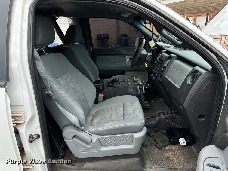 image for item DG4320 2011 Ford F150 SuperCrew pickup truck