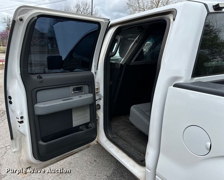 image for item DG4320 2011 Ford F150 SuperCrew pickup truck