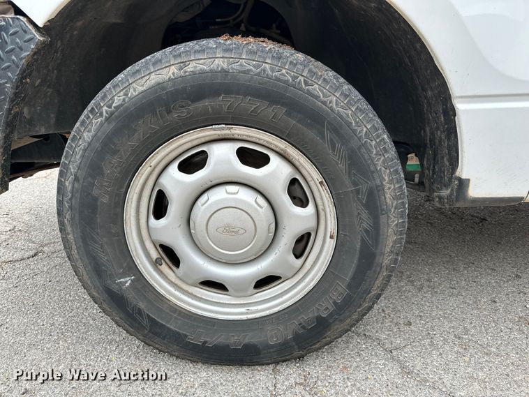 image for item DG4320 2011 Ford F150 SuperCrew pickup truck