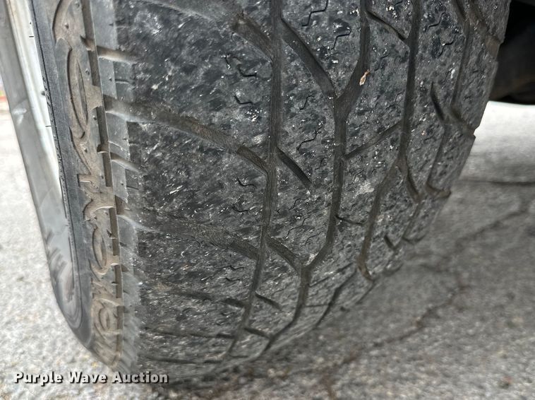 image for item DG4320 2011 Ford F150 SuperCrew pickup truck