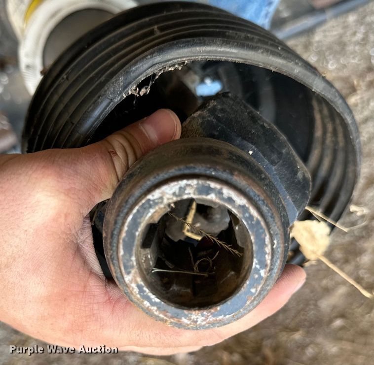 image for item DG4322 John Deere Aerocore 1500 aerator