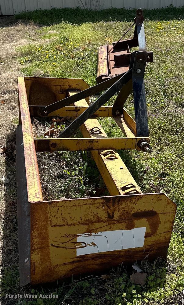 image for item DG4324 (2) box blades 