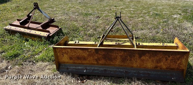 image for item DG4324 (2) box blades 