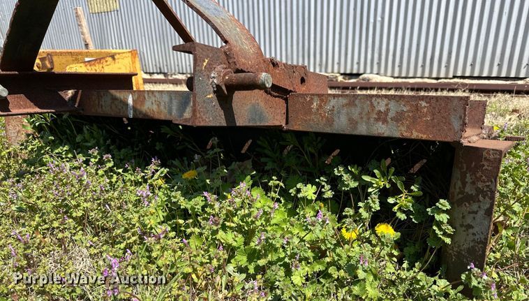 image for item DG4324 (2) box blades 