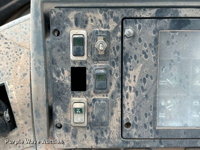 image for item DG4325 1998 Case 580L Series 2 backhoe