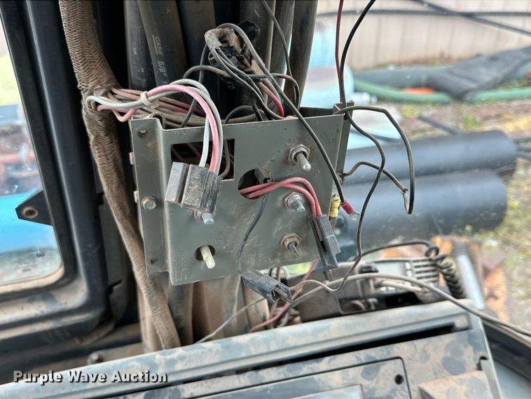 image for item DG4325 1998 Case 580L Series 2 backhoe