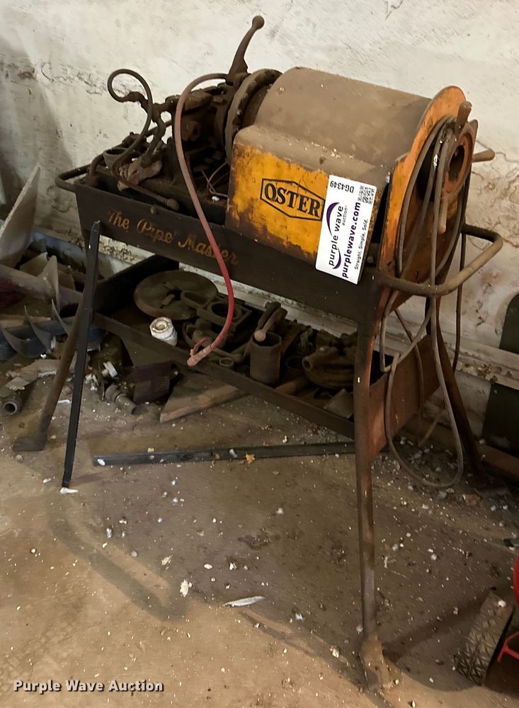 image for item DG4349 Oster pipe threader