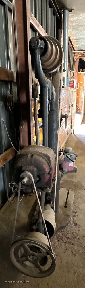 image for item DG4351 Cadillac Machinery drill press