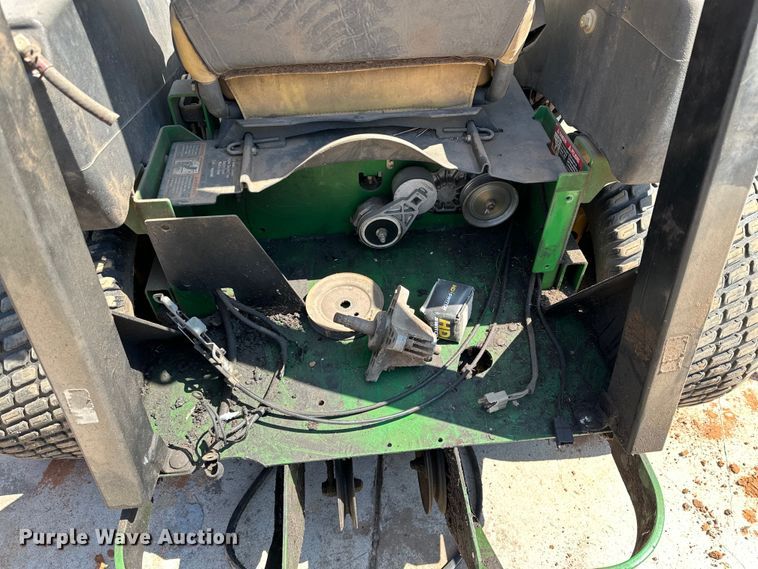 image for item DG4352 (3) ZTR lawn mowers