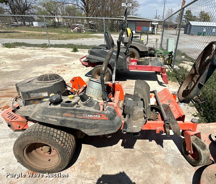 image for item DG4352 (3) ZTR lawn mowers