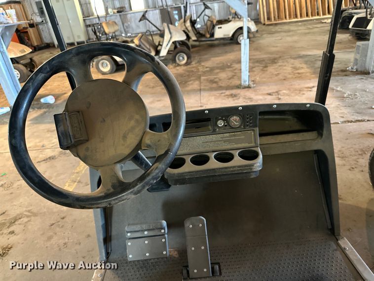 image for item DG4354 (4) EZ-GO golf carts