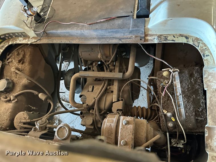 image for item DG4354 (4) EZ-GO golf carts