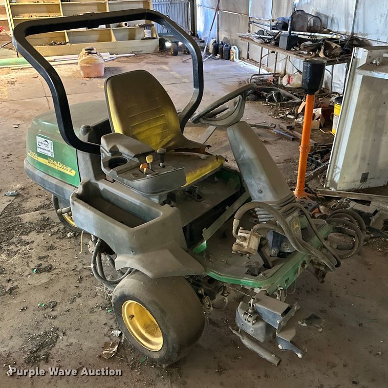 image for item DG4356 John Deere 2500A reel mower