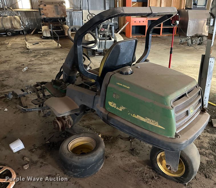 image for item DG4356 John Deere 2500A reel mower