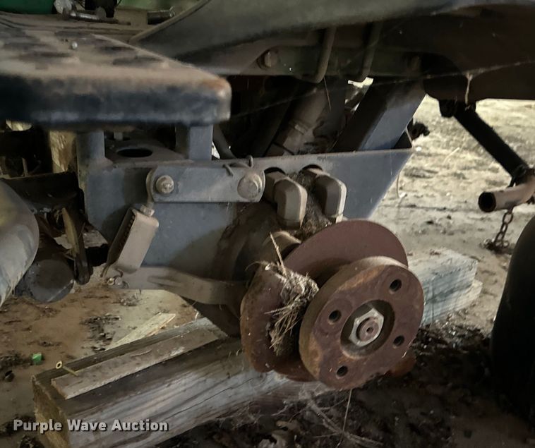 image for item DG4356 John Deere 2500A reel mower