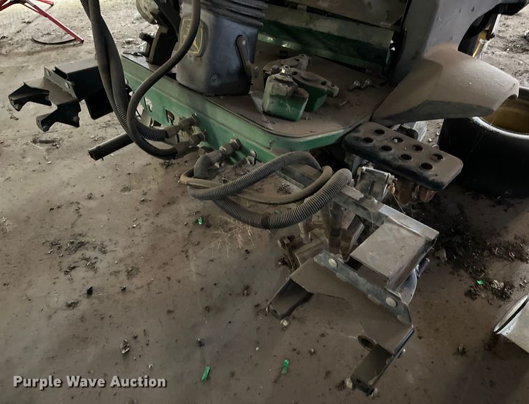 image for item DG4356 John Deere 2500A reel mower