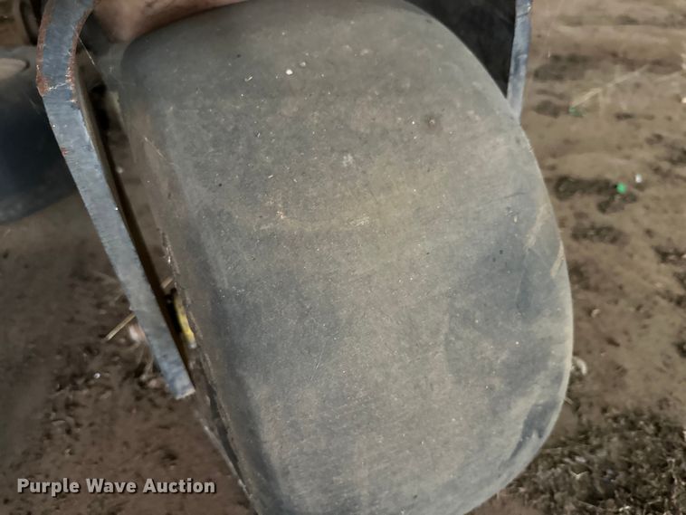 image for item DG4356 John Deere 2500A reel mower