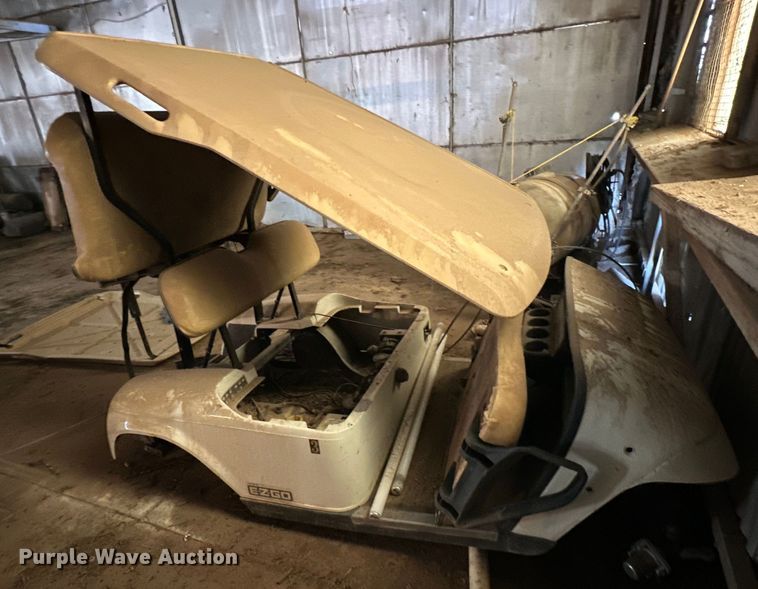 image for item DG4357 (4) EZ-GO golf carts 