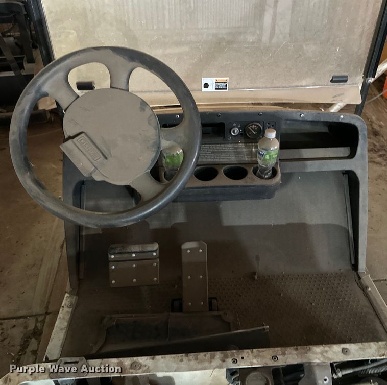 image for item DG4357 (4) EZ-GO golf carts 