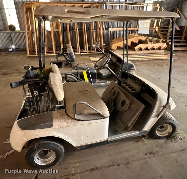 image for item DG4358 (4) EZ-GO golf carts