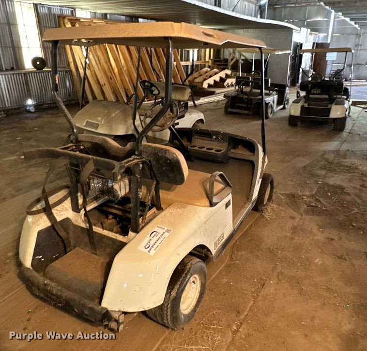 image for item DG4358 (4) EZ-GO golf carts