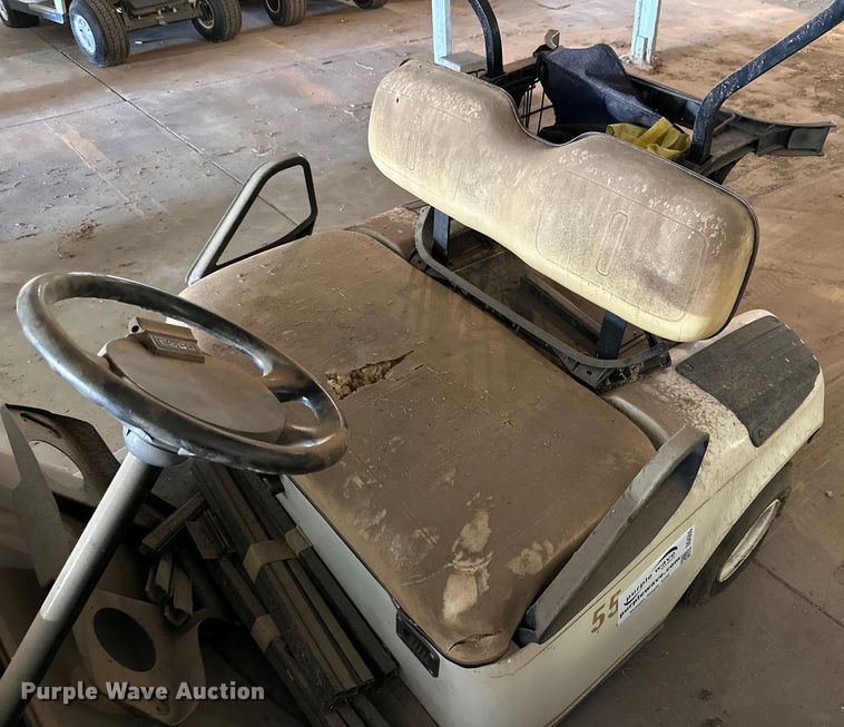 image for item DG4358 (4) EZ-GO golf carts