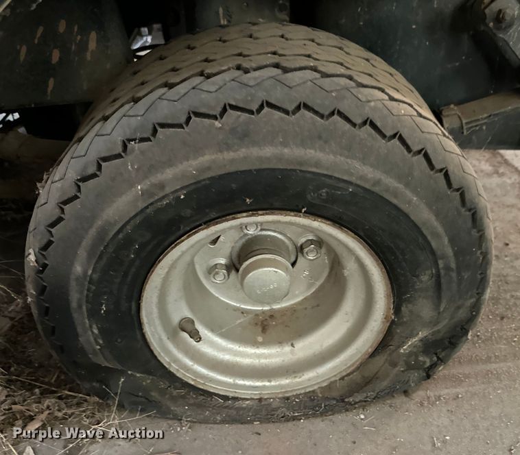 image for item DG4358 (4) EZ-GO golf carts