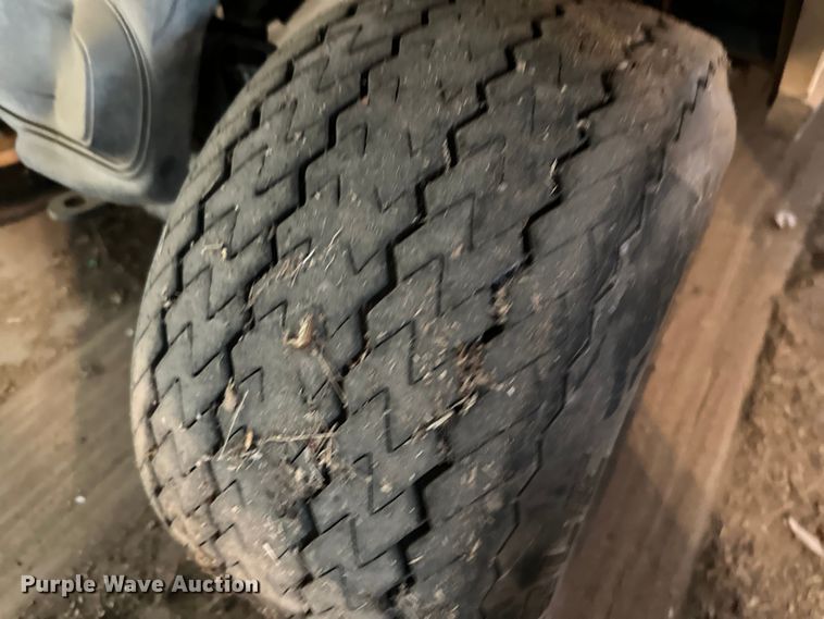 image for item DG4358 (4) EZ-GO golf carts