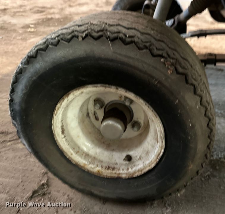 image for item DG4358 (4) EZ-GO golf carts