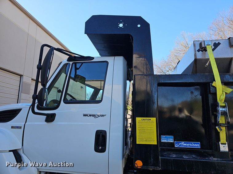 image for item DM1586 2010 International  WorkStar 7300 dump truck