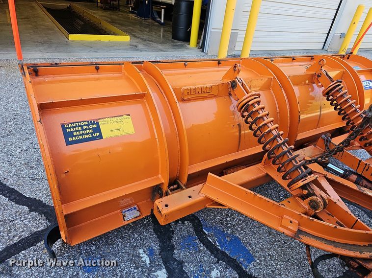 image for item DM1586 2010 International  WorkStar 7300 dump truck