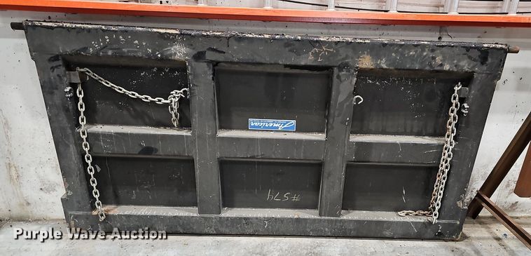 image for item DM1586 2010 International  WorkStar 7300 dump truck