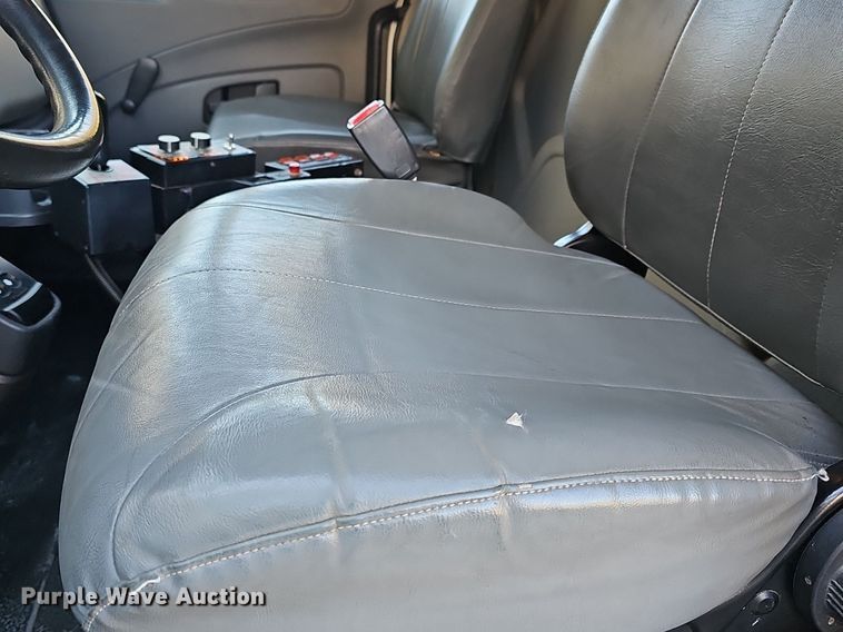 image for item DM1586 2010 International  WorkStar 7300 dump truck