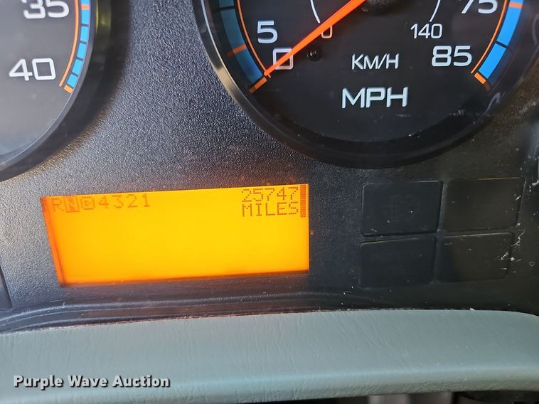 image for item DM1586 2010 International  WorkStar 7300 dump truck