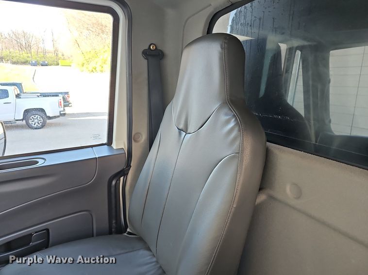 image for item DM1586 2010 International  WorkStar 7300 dump truck