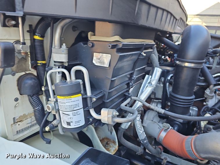 image for item DM1586 2010 International  WorkStar 7300 dump truck