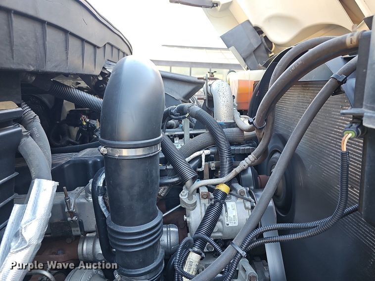 image for item DM1586 2010 International  WorkStar 7300 dump truck