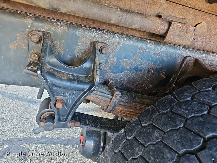 image for item DM1586 2010 International  WorkStar 7300 dump truck