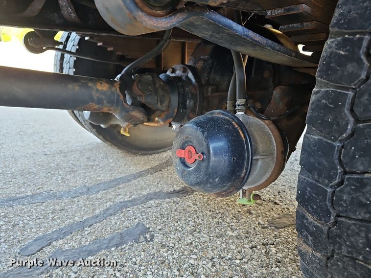 image for item DM1586 2010 International  WorkStar 7300 dump truck