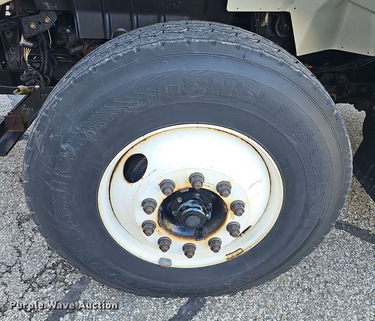 image for item DM1586 2010 International  WorkStar 7300 dump truck